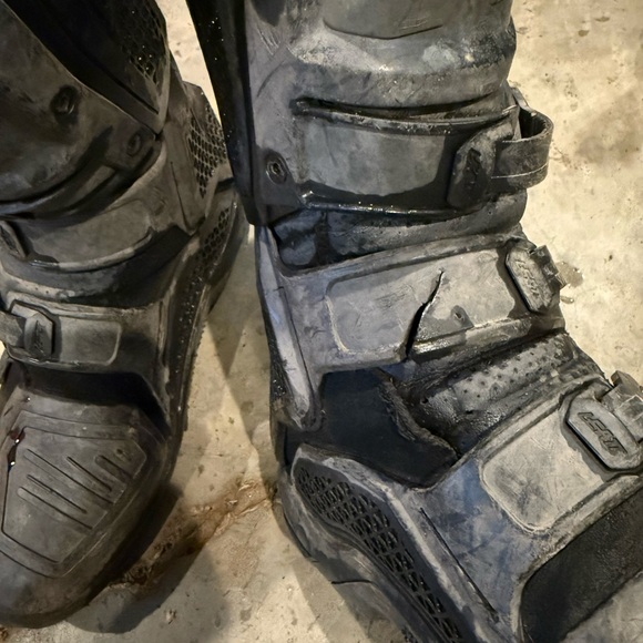 Leatt 5.5 flex lock dirtbike Boots size 11 - Picture 2 of 5